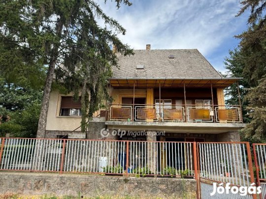 200 nm-es ház eladó Geresdlak
