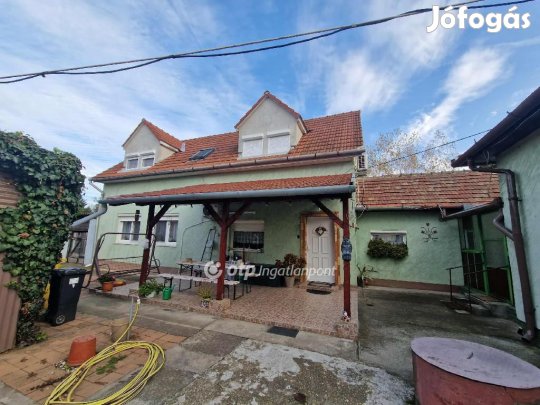 200 nm-es ház eladó Gyál