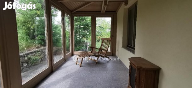 200 nm-es ház eladó Pannonhalma