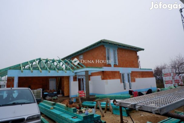 200 nm-es ház eladó Székesfehérvár
