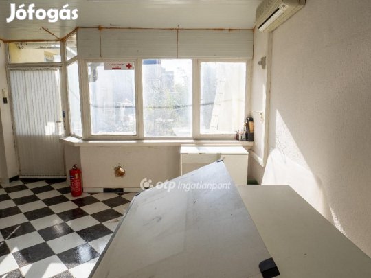 200 nm-es ház kiadó Debrecen