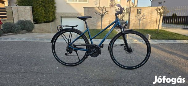 2025, ktm avenza light 28-as női tracking kerékpár