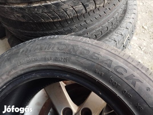 205/55 r16 Nyari gumi Diamondback Németországból 5.5 mm-es