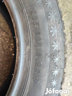 205/60 R16 téligumi Lassa új 1 db