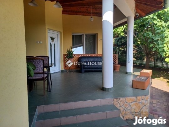 207 nm-es ház eladó Gárdony