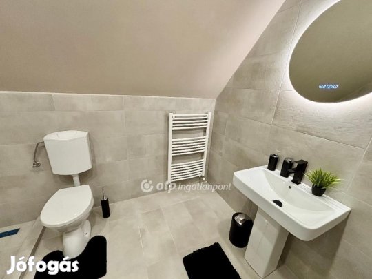 208 nm-es ház eladó Debrecen