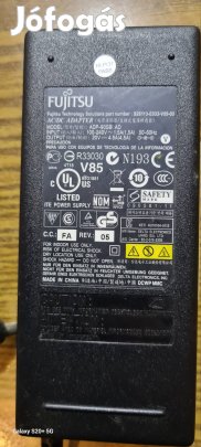 20V/4,5W/90W gyári Fujitsu-Siemens notebook tápegység 
