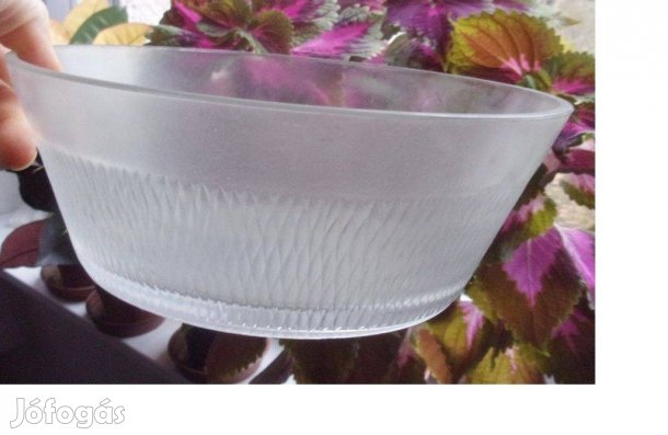 20 cm átmérőjű üvegtál üveg tál Újpest központ közelében