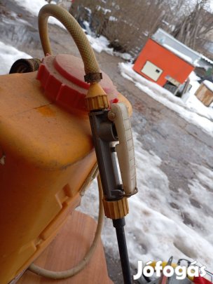 20-l-es Háti permetező eladó,