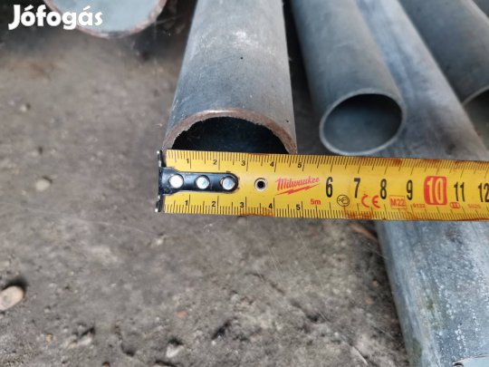 20db 3fm-es 1,5" - NA40 - 48,3x4mm horganyzott cső kerítésoszlopnak