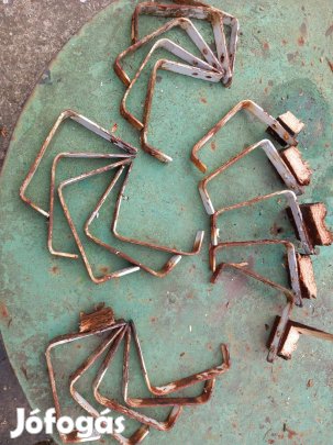 20db virágláda tartó vas 10cm széles egybe a 20 db