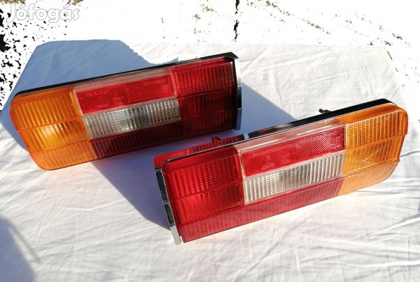 2106 lada niva hátsó lámpa pár új