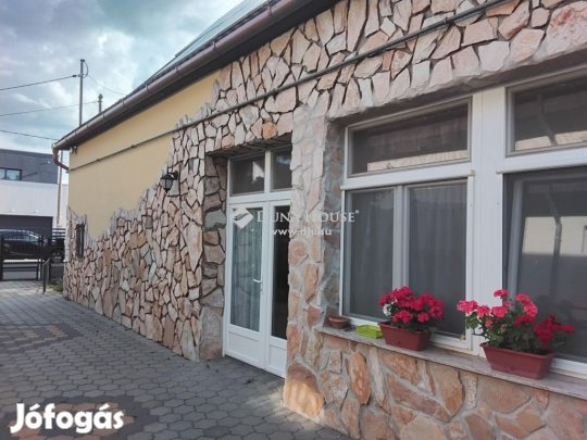 210 nm-es ház eladó Debrecen