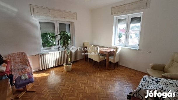 210 nm-es ház eladó Kecskemét