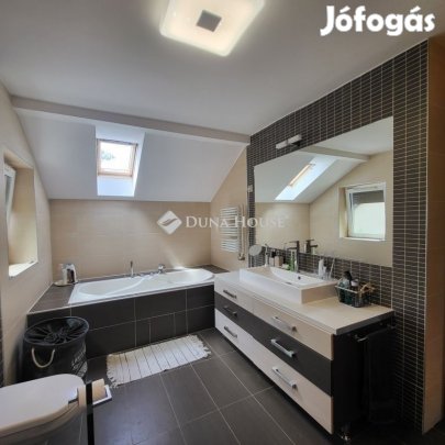 210 nm-es ház eladó Szeged