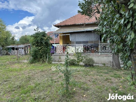 2153 nm-es ház eladó Sarkad
