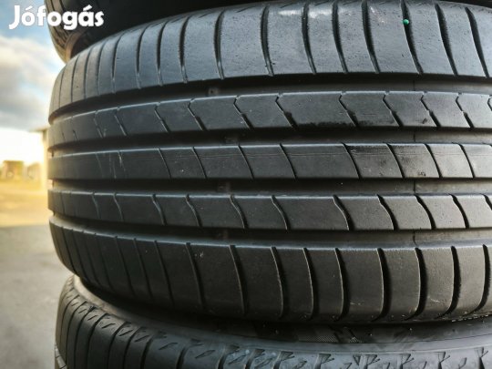 215/45R16 újszerű Kumho nyárigumi 215/45 R16