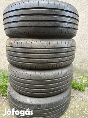 215/55R17 XL 215/55 R17 Goodyear Efficientgrip Performance nyári gumi