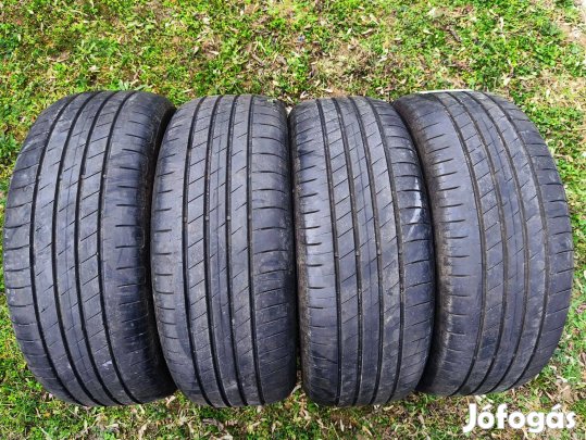 215/55 R17 98W Good Year Efficient Grip nyári gumi