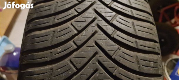 215/55 R17" Kleber gumi 4 db