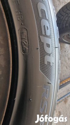 215/55 r16 hankook téligumi Ford lemezfelnin