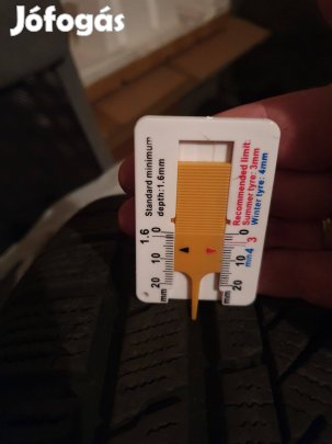 215/65 R16 Bridgestone téligumi felnivel