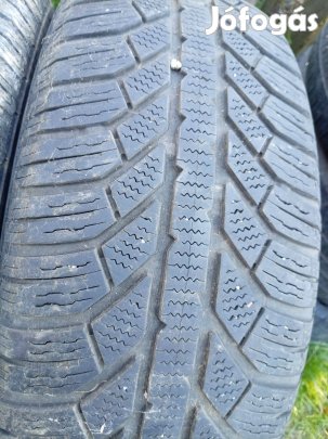 215/65 r17 4db 10ezerft