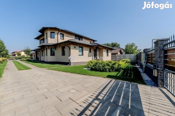 217 nm-es ház eladó Üllő