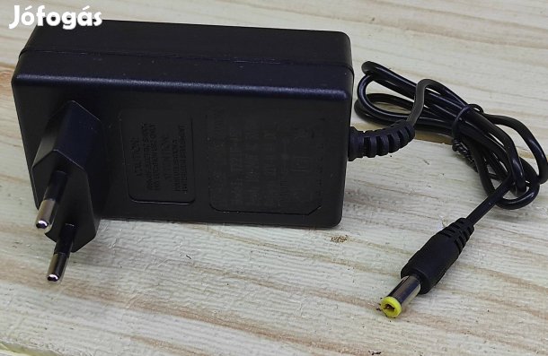 21V 0.8A adapter, Lítium ion akkumulátoros kéziszerszámok, töltéséhez