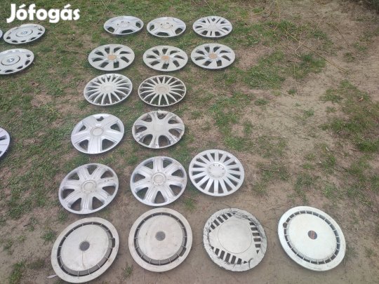 21 db használt dísztárcsa 