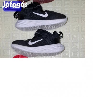 21-es nike cipő