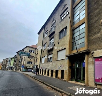 21 nm-es lakás eladó Pécs