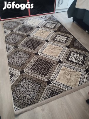 220 X 150 vadonatúj csúszásgátlós szőnyeg eladó 