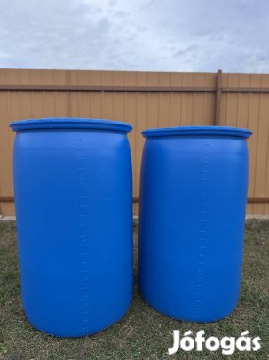 220 literes műanyag hordó