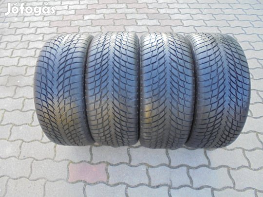 225/40 R 18" szinte új 2023-as Nokian téli gumi