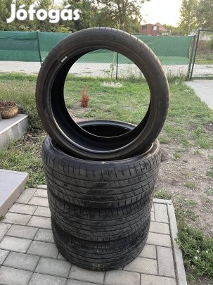 225/40 r19 nyári gumi Dot 2025