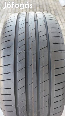 225/45 R17 Nexen