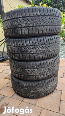 225/45 R19 Pirelli téli gumi garnitúra