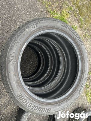 225 50 R18 nyári gumi garnitúra 