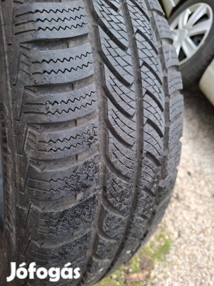 225/55 R 17C continental gumik 2db eladó!