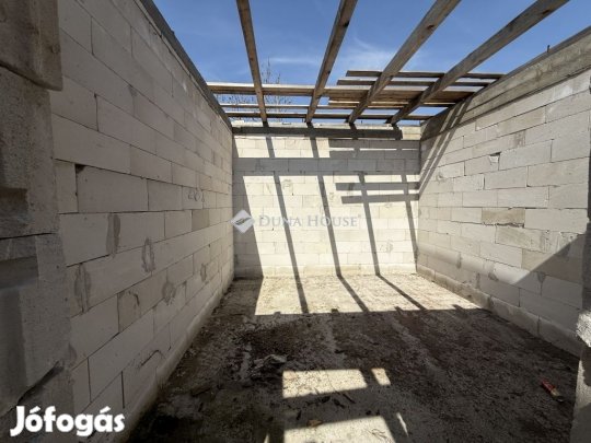 227 nm-es ház eladó Pilis