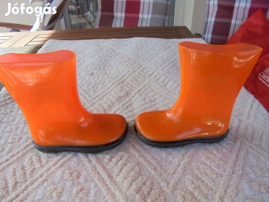 22-es Globoot fiú gumicsizma