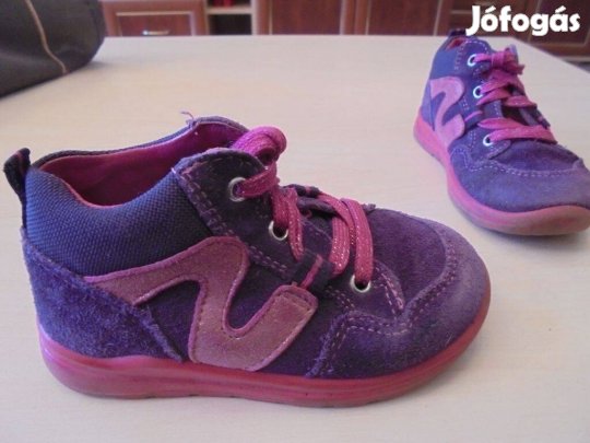 22-es Superfit kívül-belül bőr lány cipő 22