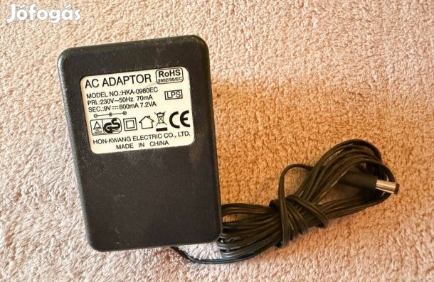 230V - 9V adapter, tápegység (800mA)