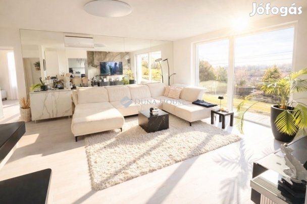 230 nm-es ház eladó Kozármisleny