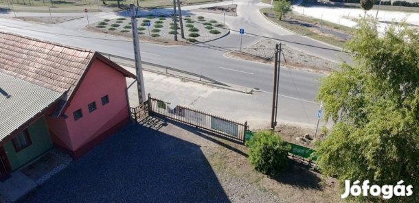 231 nm-es ház eladó Bugyi