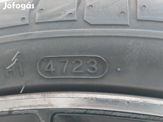 235/30 r20 hankook nyári gumi