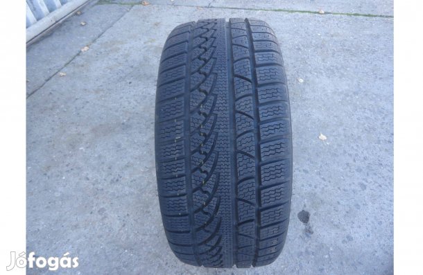 235/40 R18 Petlas téli gumi 4db 8mm