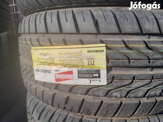 235/40 ZR 17 Marshal nyári gumik 4 db Vadonat újak!