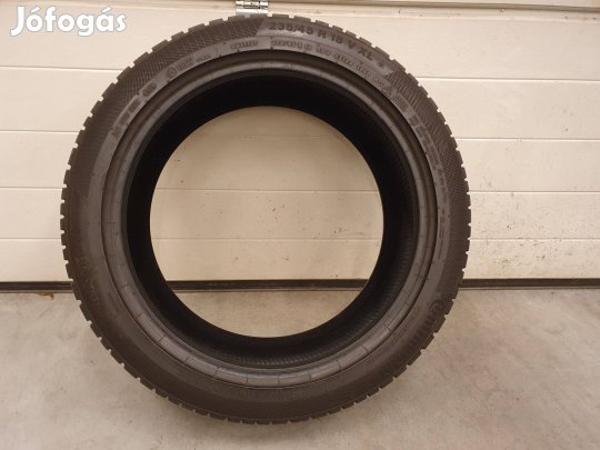 235/45 R18 Continental Wintercontact TS850P 98V téli gumi 1db. 7,5mm